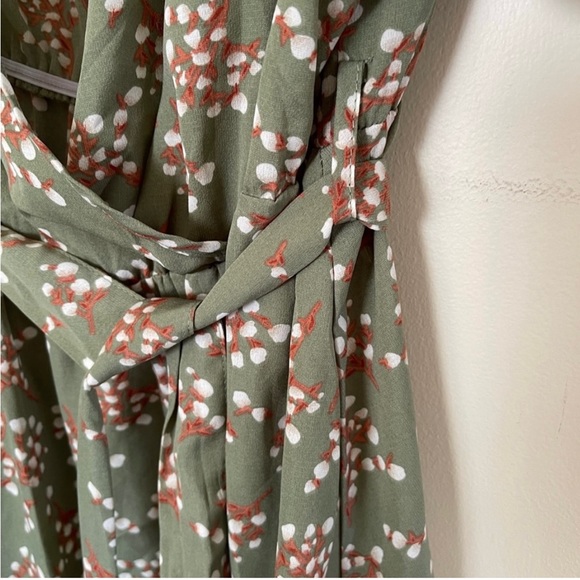 Floral dress - Picture 4 of 6